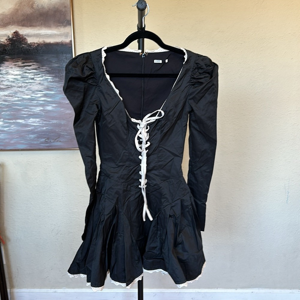 HOUSE OF CB Larisa Black Cream Lace Up Pleated Mini Dress XS NWOT - Picture 8 of 12